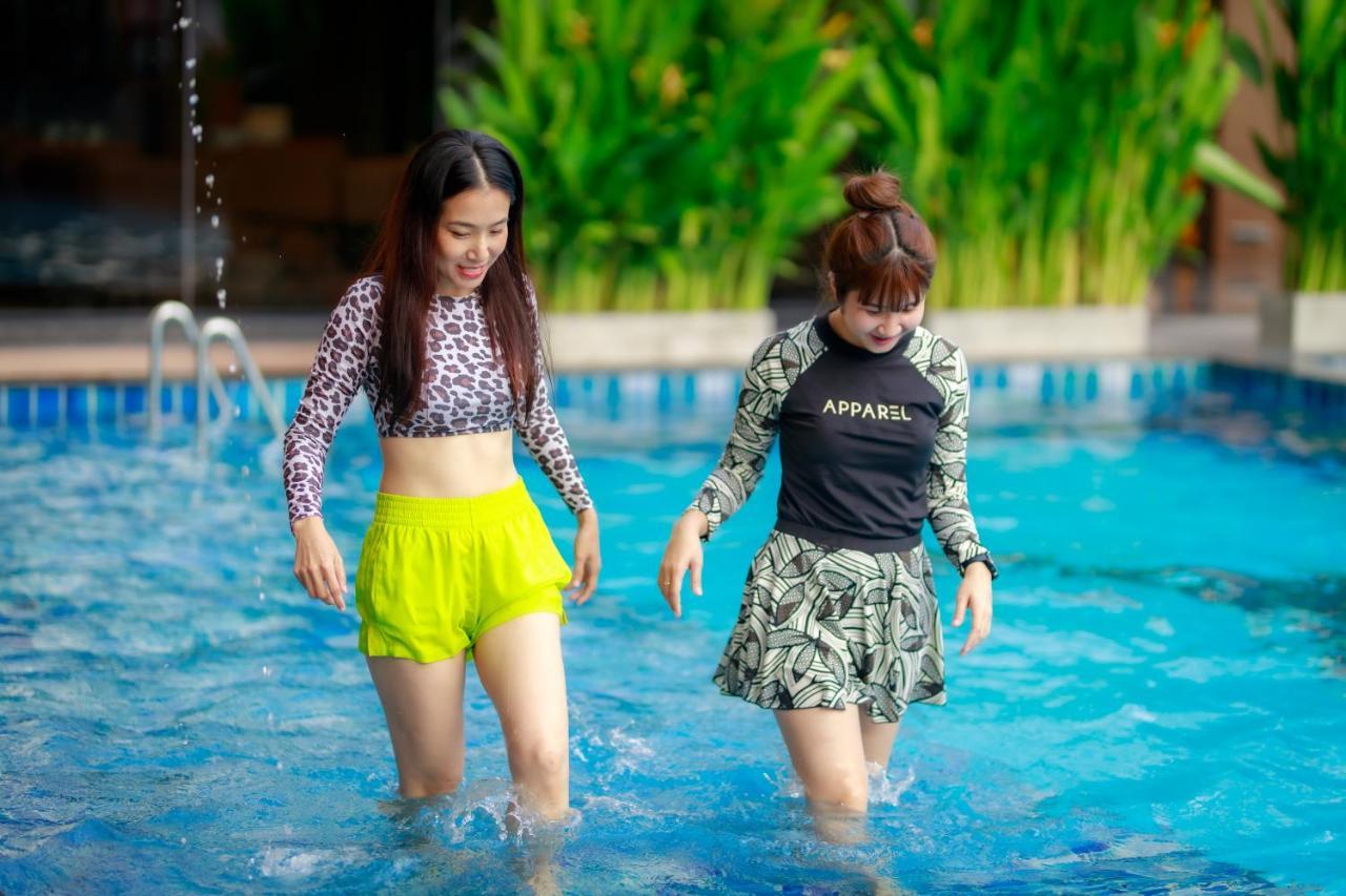 Siri Hotel Lumphun Ban Pa Daet Eksteriør billede
