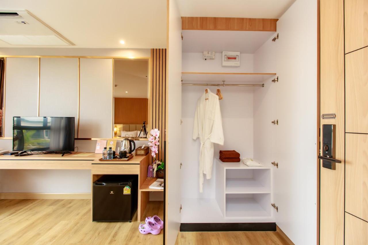 Siri Hotel Lumphun Ban Pa Daet Eksteriør billede