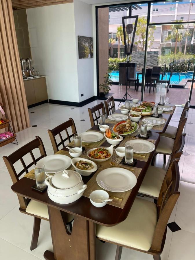 Siri Hotel Lumphun Ban Pa Daet Eksteriør billede